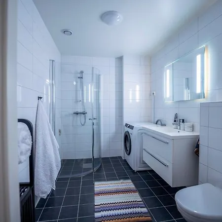 Apartament Lovely Modern With Proximity To The Center!