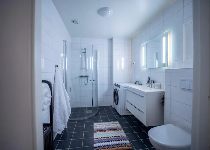 Apartament Lovely Modern With Proximity To The Center!